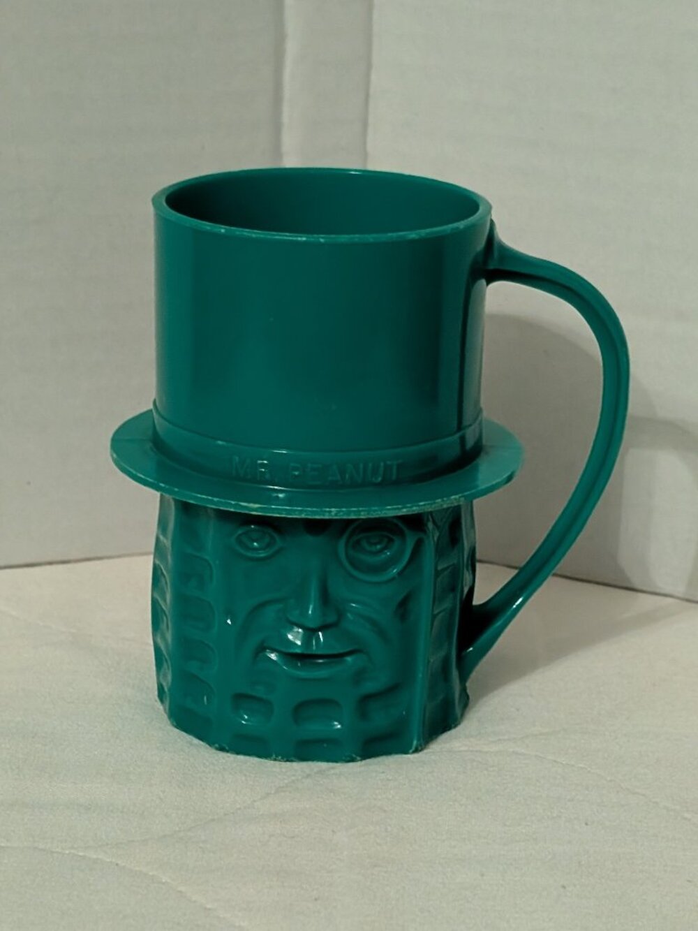 Vintage 1950's-1960's Mr. Peanut 4" Green Plastic Cup Planters Peanuts - USA